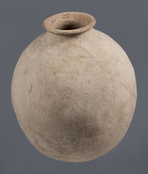 Bottle, unknown northern Mesopotamian workshop, Early Jazira III period ca. 2600–ca. 2350 BC. Clay