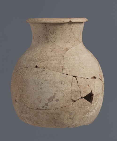 Fragment of a bottle upper 3/4, unknown Northern Mesopotamian workshop; Early Jazira III period ca.