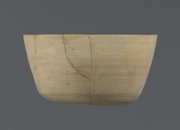 Bowl, unknown northern Mesopotamian workshop; Early Jazira III period ca. 2600–ca. 2350 BC; clay