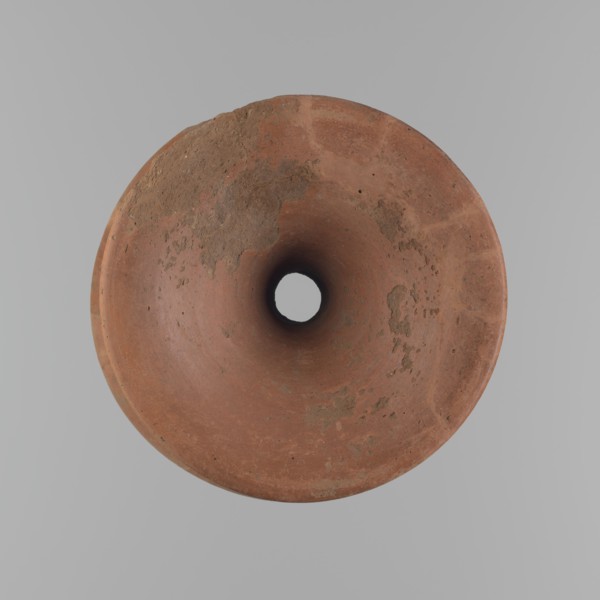Vessel base, Funnel-shaped vessel base, narrowest at about 2/3 of the height. Both rims are oval in