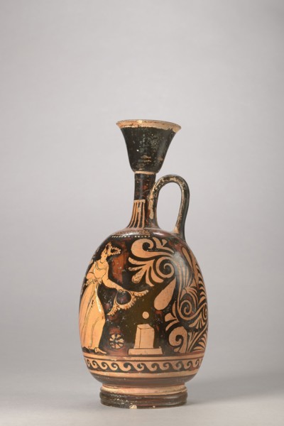 Red-figure aryballus lekythos with a depiction of Eros and a woman, Darius Painter 340–320 BC,