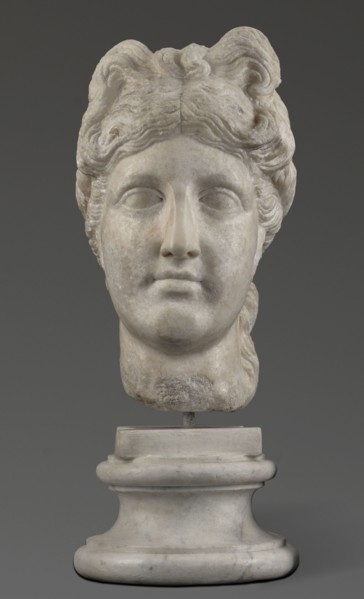 Head of the goddess Aphrodite; unknown creator; exchange with the GDR; Greek sculpture, female