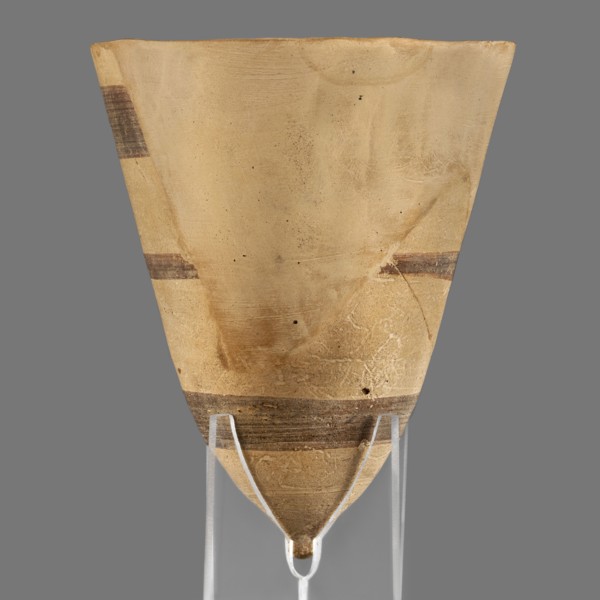 Cup, unknown Middle Assyrian workshop, Mitannian pottery Northern Mesopotamia, Mitanni Kingdom in