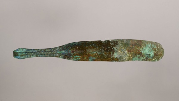 Scraper, Metal scraper with a typical, slightly curved shape. The item consists of a handle and a