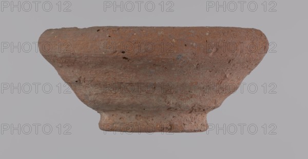 Bowl, Egyptian pottery, clay vessel, bowl, 332 BC–395 AD Ptolemaic–Roman Period, from Edfu; vessel;