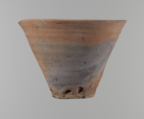 Bowl. Vessel flower pot with a conical shape and a flat bottom. Irregular walls. Straight, flat,