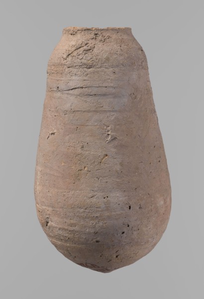 Vessel, Egyptian pottery ceramic clay vessel, New Kingdom, from Deir el-Medina, vessel, height 18.5
