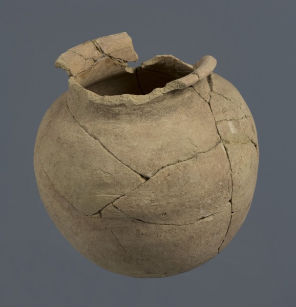 Spherical vessel, unknown Northern Mesopotamian workshop; Early Jazira III period ca. 2600–ca. 2350