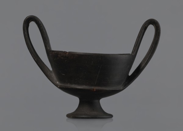Kantharos, black-varnished on a cup-shaped foot, vessel goblet used for banquets; 1st half of the