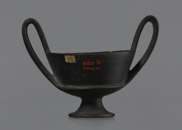 Kantharos, Kantharos black-varnished on a cup-shaped foot, vessel; 1st half of the 6th century BC,