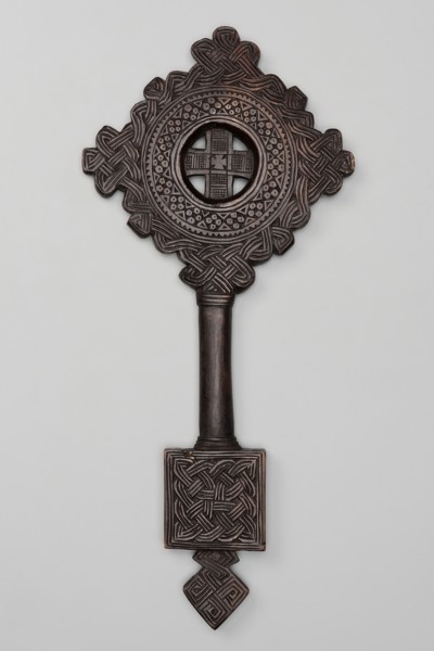 Hand-made cross, Ethiopian workshop. The equal-armed cross is inscribed in a circular frame,