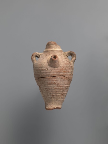 Water vessel qulla. Ovoid, elongated body, wider in the uppermost part above half the vessel's