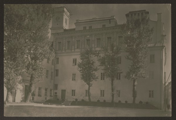 Vilnius. Stefan Batory University — From Napoleon Square. Photographer: Jan Bulhak 1876–1950.