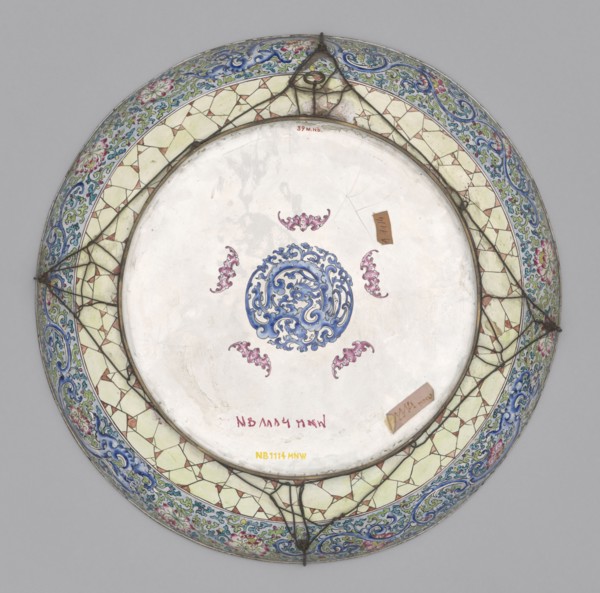 Platter, Large decorative platter with flat bottom and edges rising in an arc, set on a low, wide