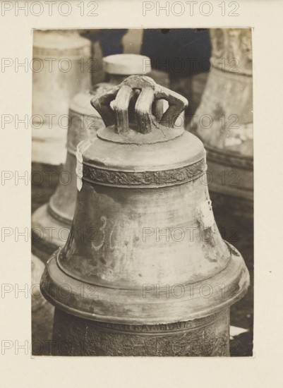 A 16th-century bell from the Gorlice station Galicia requisitioned in 1917/1918 - general view;