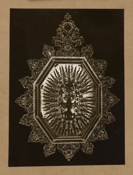 Coral altar-reliquary with a depiction of the Assumption of the Virgin Mary, 17th century — general