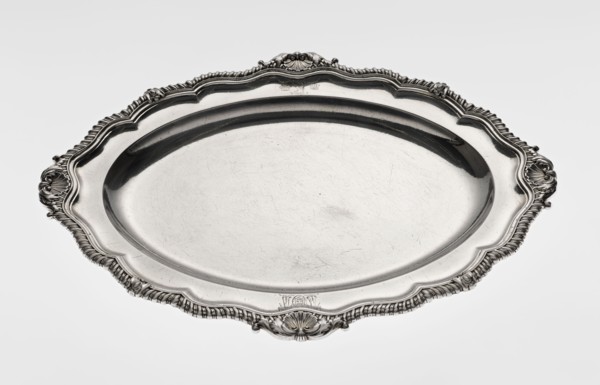 Oval platter by Benjamin & James Smith fl. 1809–1812, maker; Georgian/George III style. Silver