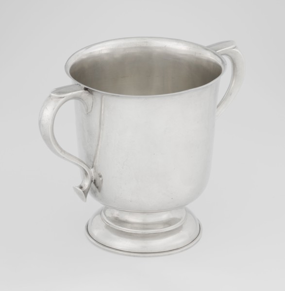 Two-eared vase, Hutton & Sons Ltd goldsmith and silversmith firm; fl. 1800–1930 maker, scrap -