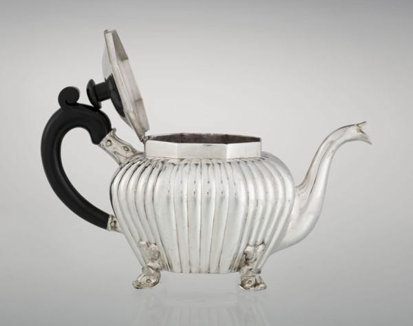 Teapot, maker Thomas II fl. 1798–1809?, goldsmith. Teapot supported on four legs in the form of