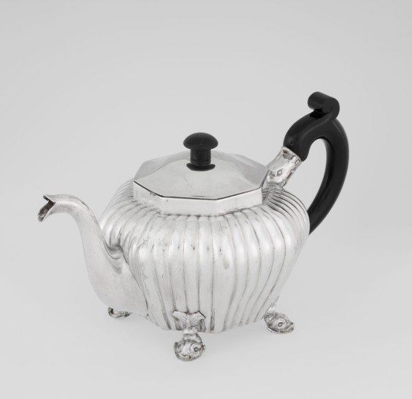 Teapot, maker: Thomas II fl. 1798–1809?, scrap silver, tea vessel. Octagonal teapot supported on