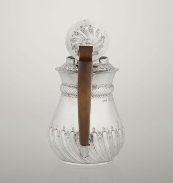 Coffee pot by John Septimus Beresford London; goldsmith; active 1880–1889. Pear-shaped jug,