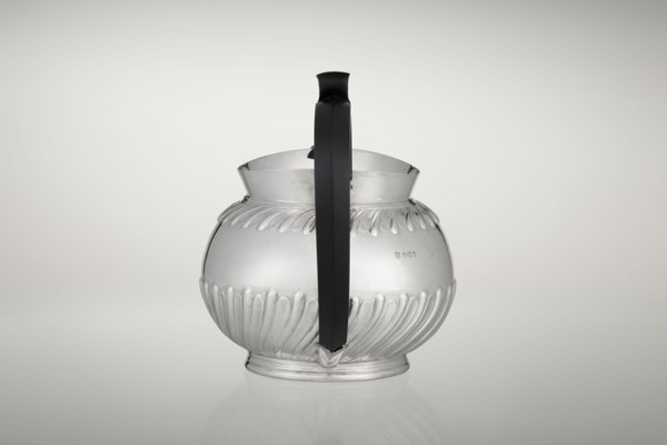 Teapot by Goldsmiths & Silversmiths Co. Ltd. London; goldsmiths' firm, fl. 1880–1952; makers