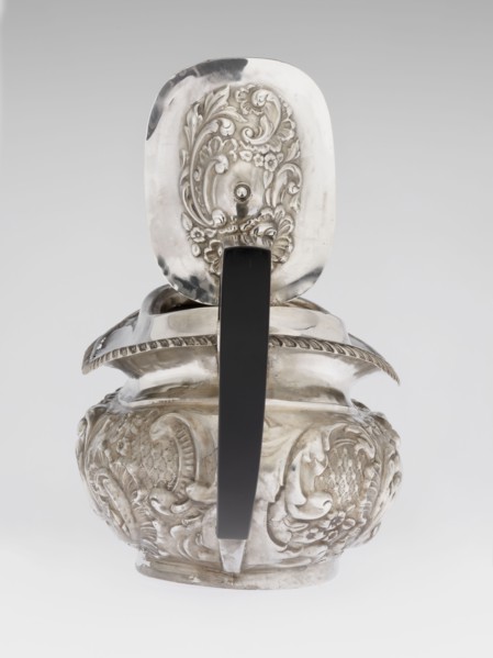 Teapot by Henry Moreton fl. 1899–1930s, maker factory owner, neo-Rococo style, silver, 1909/1910,