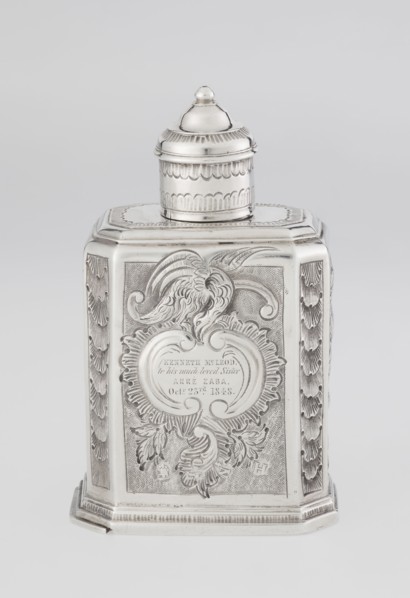 Tea caddy, Nash, Bowles fl. 1720–ca.1725 goldsmith; rococo; tea accessory; rocaille and floral