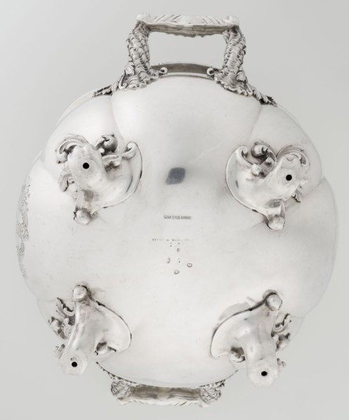 Punch vase, maker: Paul Storr 1771–1844; firm: Storr & Mortimer London; goldsmiths, fl. 1822–1838.