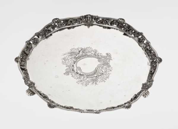 Leg tray by Robert Harper fl. 1853–1869 and Harper & Son London; goldsmith's firm, fl. 1869–1889.