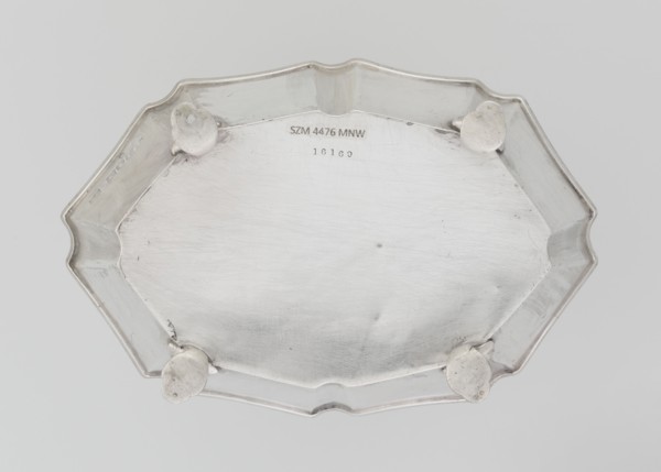 Vase by Mappin & Webb Ltd goldsmith, silversmith, dealer; fl. 1859-. Oblong silver vase, vertically
