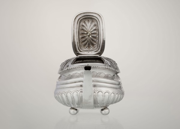 Teapot, maker: George McHattie fl. 1799–ca. 1825. English Regency style, 1819–1820. Rectangular