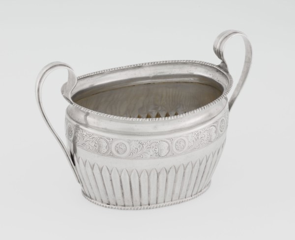 Sugar bowl by Hutton & Sons Ltd Sheffield, Birmingham, London; goldsmith and silversmith firm;