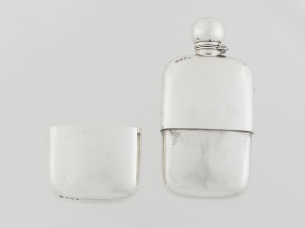 Hip flask, George & Sons Birmingham; goldsmith's firm; fl. 1825–1928. So-called cuboid hip flask