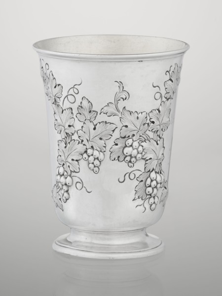 Conical mug by Barnard, Edward & Sons Ltd, London goldsmith's firm, fl. ca. 1680– ; silver conical
