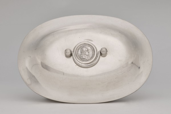 Vase with cover and platter; maker: Marcin Holke fl. ca. 1765–ca. 1792, goldsmith. Tableware
