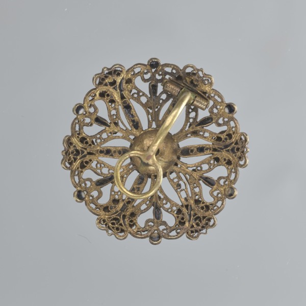 Earring, mid-19th century, Italy, jewelry, diameter 2.6 cm, A round, ornate metallic object with a