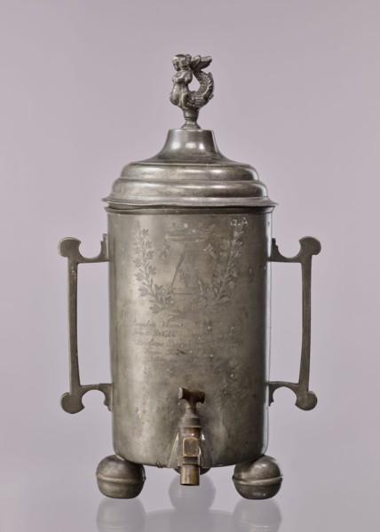 Watering can of the carpenters' guild, probably Warsaw, cylindrical, supported by three balls, a