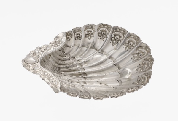 Platter in the form of a shell, Atkin Brothers Silversmith Ltd Sheffield; goldsmith and silversmith