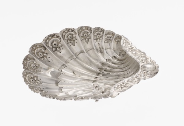 Platter in the form of a shell, Atkin Brothers Silversmith Ltd Sheffield; goldsmith and silversmith