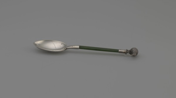 Souvenir spoon by FH goldsmith; Birmingham; fl. ca. 1903–1904. Souvenir spoon with an oval scoop, a