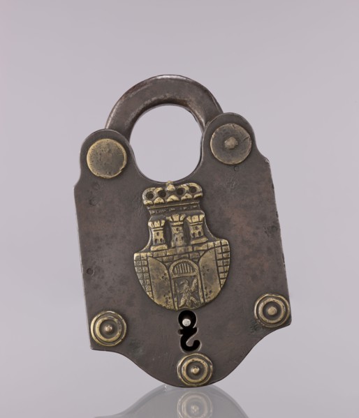 Padlock with the coat of arms of Kraków and brass rosettes, coats of arms, late 18th–early 19th