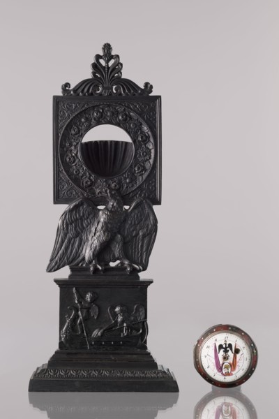 Watch stand with watch, Königlich-Preussische Eisengiesserei in Berlin fl. 1804–1874 ironworks or