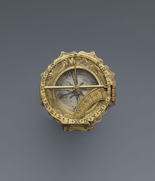 Equatorial sundial by Andreas Vogler ca. 1730–1800. Augsburg-type circular sundial with a wavy edge