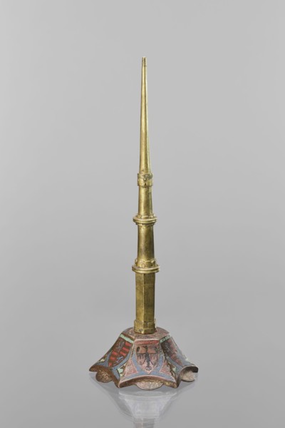 Candlestick, enamel on a hexagonal base tapering towards the top with a shaft; on each side a coat