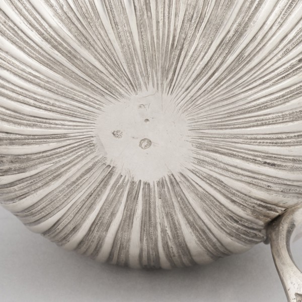 Chocolate jug, maker: Edme-Pierre Balzac fl. 1739–1781, goldsmith. Pear-shaped chocolate jug