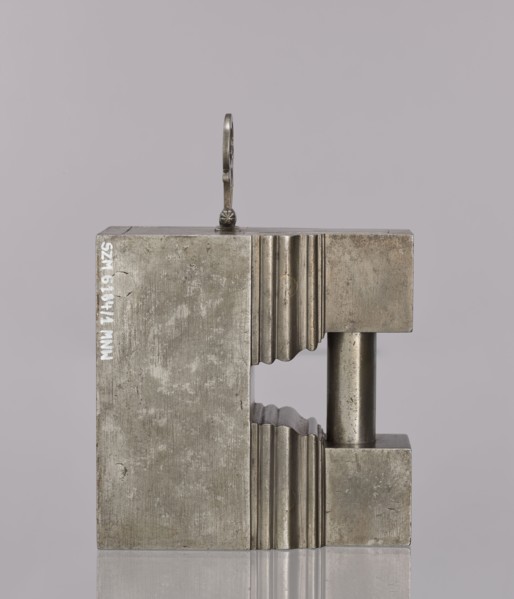 Padlock, 19th century. A padlock in the shape of a cuboid with the upper part topped by a cornice;