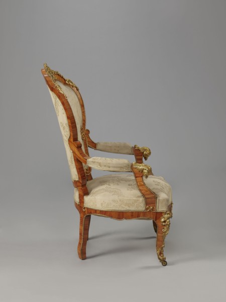 Armchair, origin unknown, rocaille ornament, neo-Rococo style, decorated with flowers, acanthus