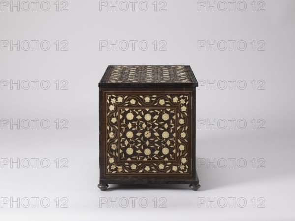 Cabinet, plant decoration, columns architectural, rosettes ornament, early 20th century, India,