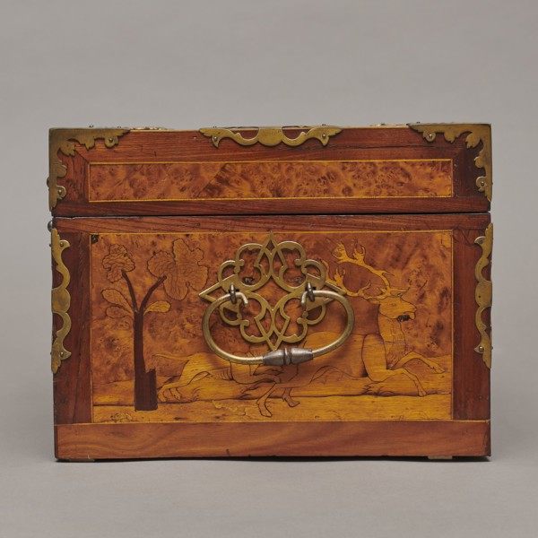 Casket, Repossession provenance. Sleigh, deer, hunters, hounds, riders. Baroque style. Cuboid case